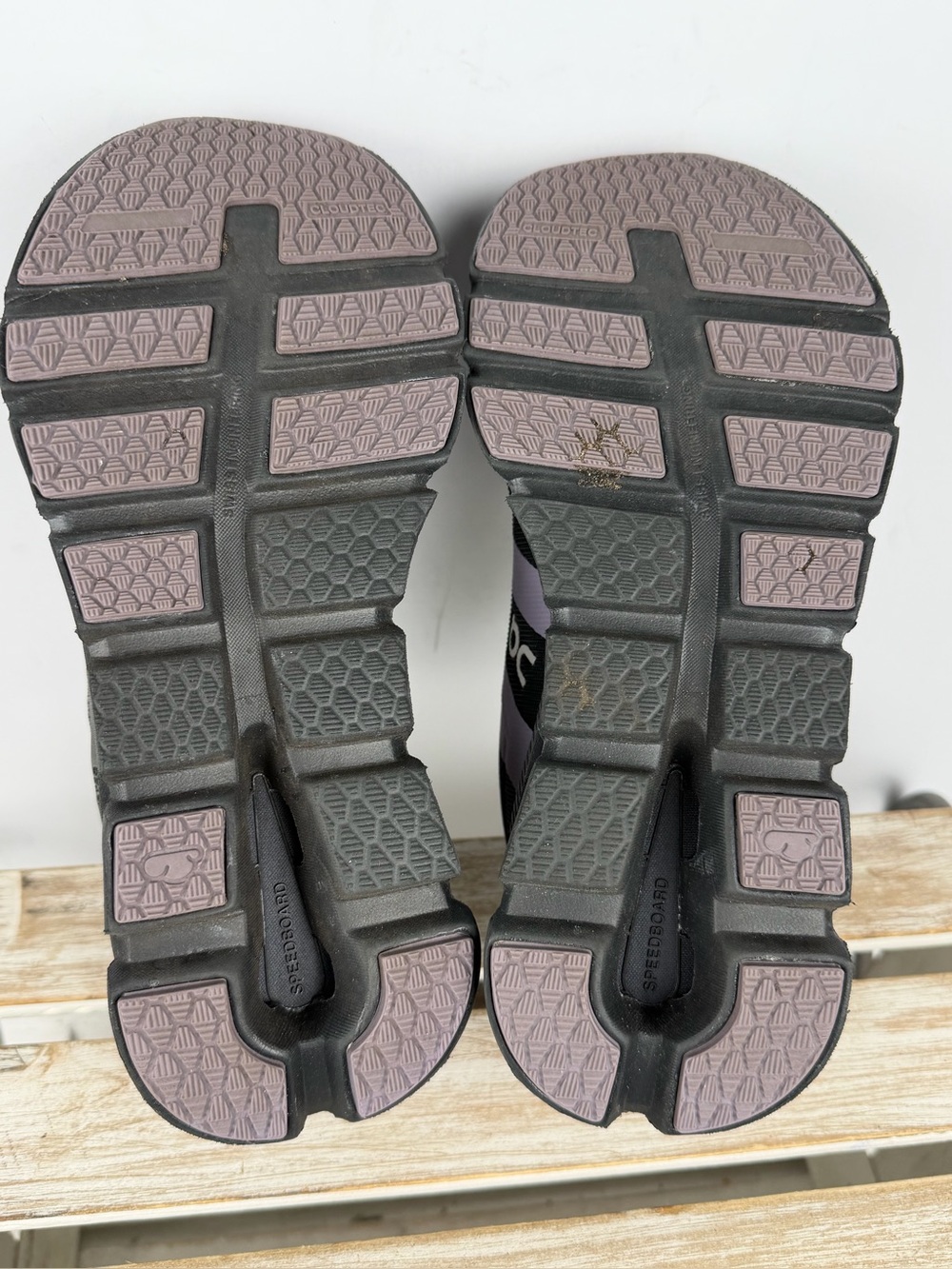 On Running Cloud runner sneakers sleek Iron/Black color way size 5 - Picture 13 of 13